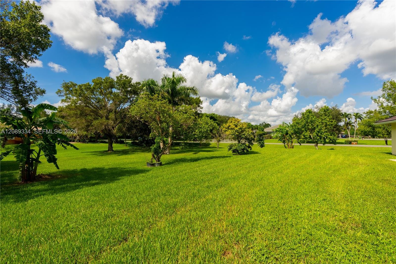 20430 SW 53rd Place, Pembroke Pines, FL 33332 photo 8