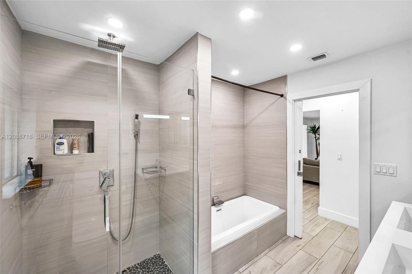 1080 NE 104th Street, Miami Shores, FL 33138 photo 4