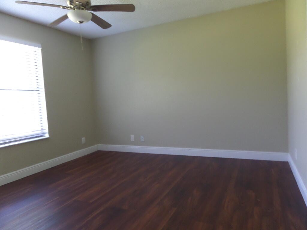 1581 BALFOUR POINT Drive G — photo 10
