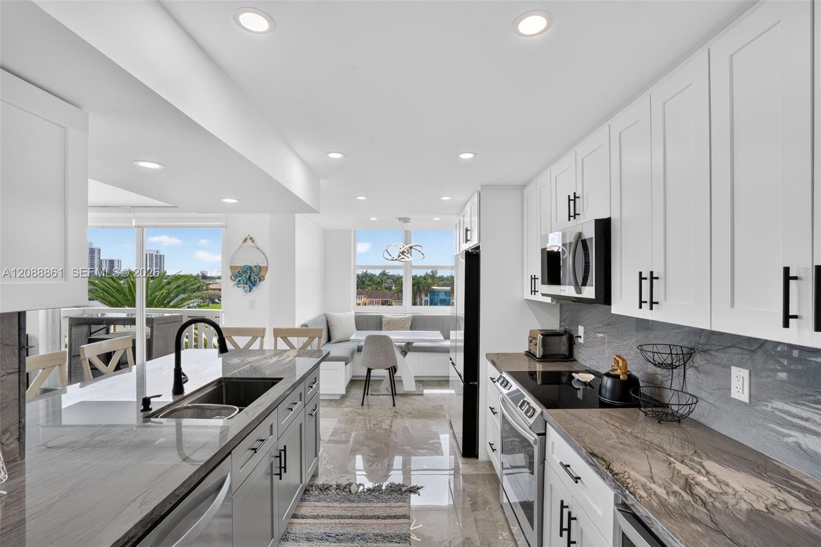 3113 S Ocean Drive 510 — photo 1
