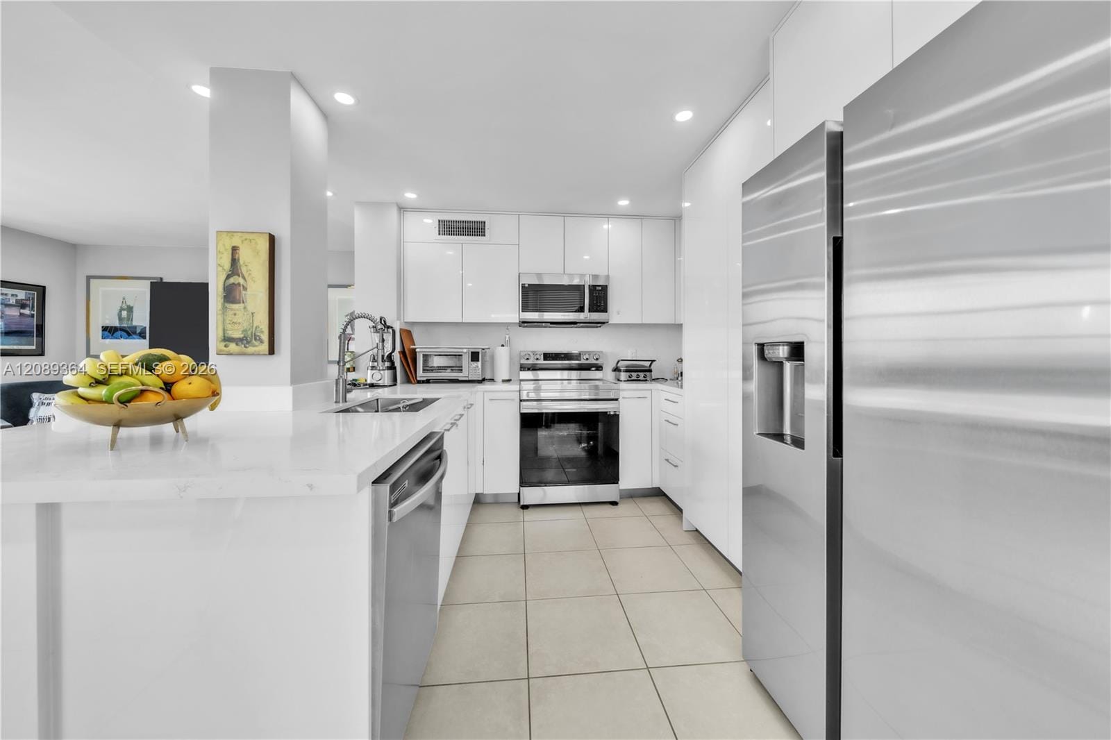3161 S Ocean Drive 1106 — photo 11