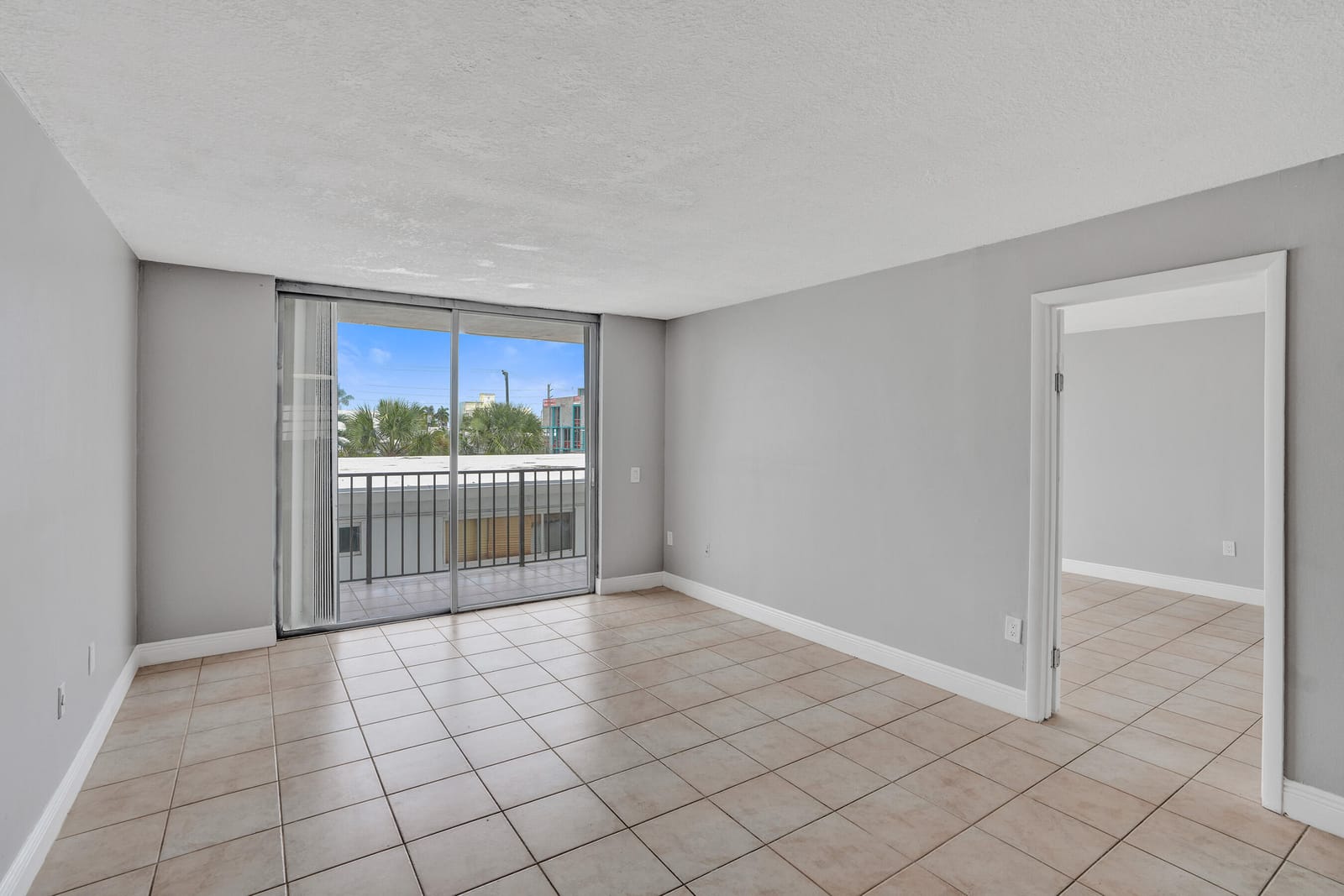 7601 Byron Avenue 3C, Miami Beach, FL 33141 photo 17