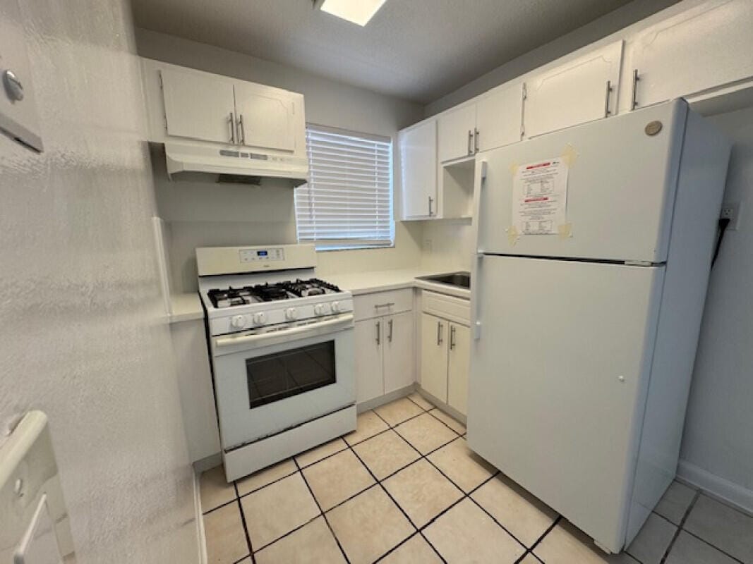 2031 NE 139th Street 36 — photo 3