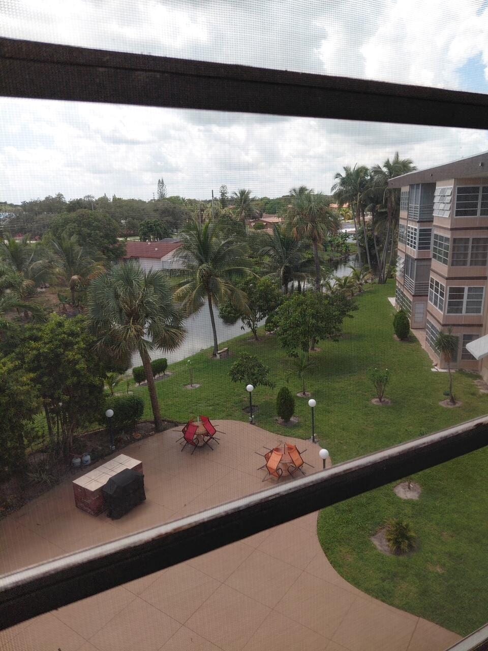 2901 NW 46th Avenue 405, Lauderdale Lakes, FL 33313 photo 13