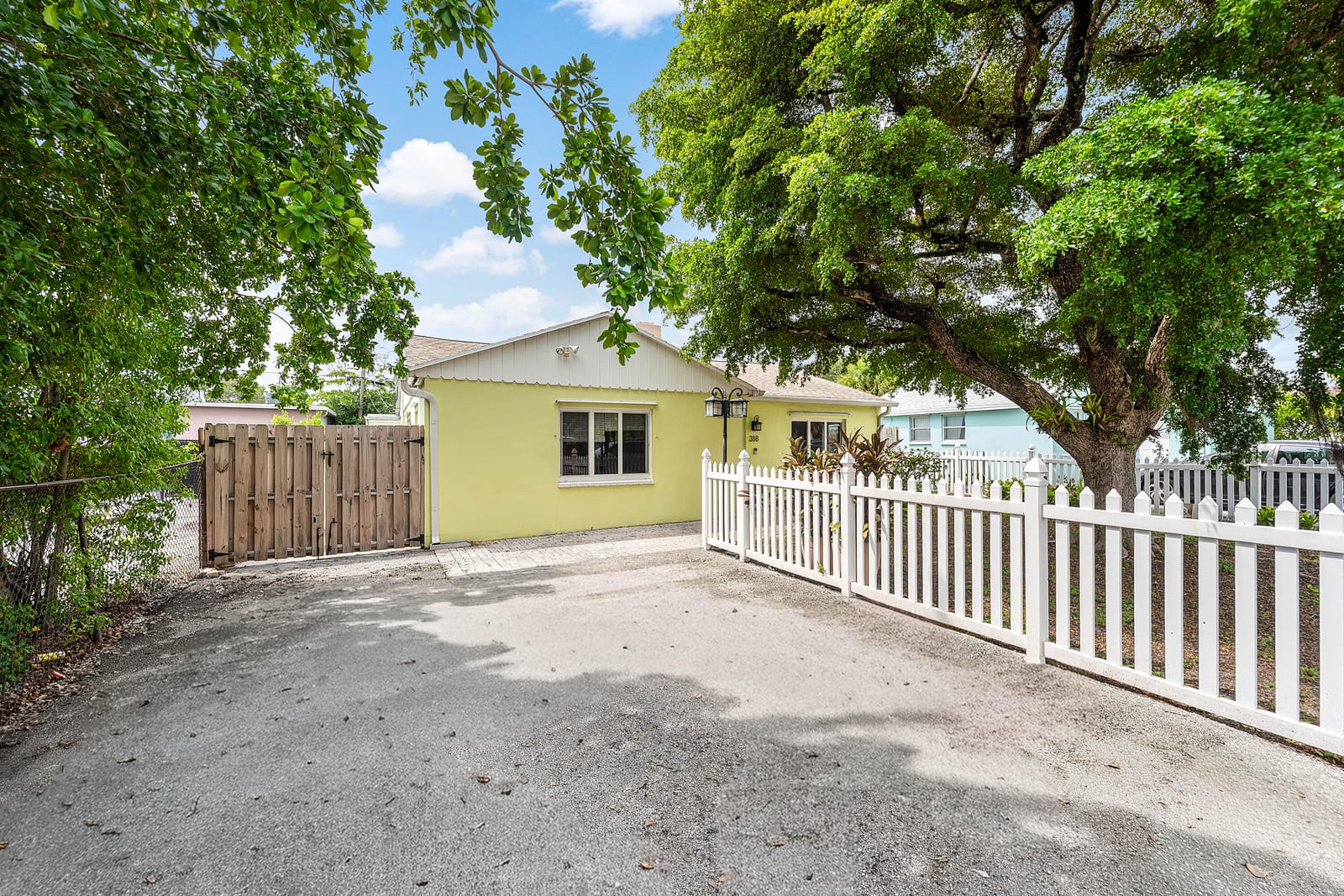 318 W Mango Street W, Lantana, FL 33462 photo 15