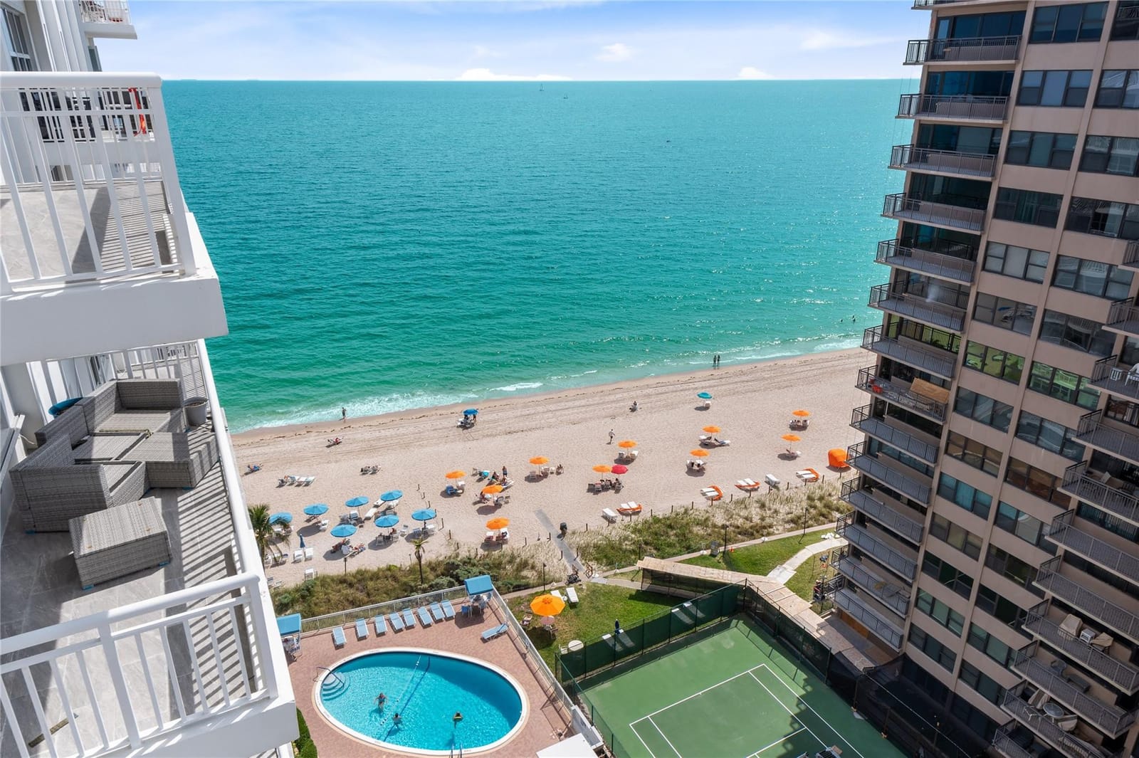 3850 GALT OCEAN Drive 1504 — photo 9