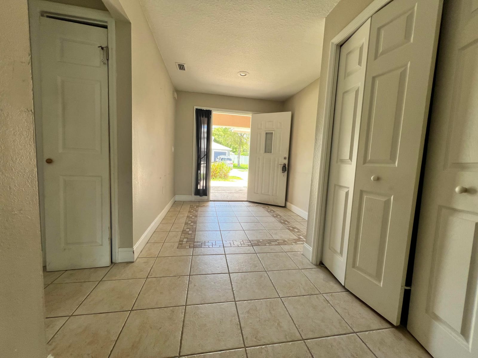 111 Shaddock Drive, Auburndale, FL 33823 photo 2