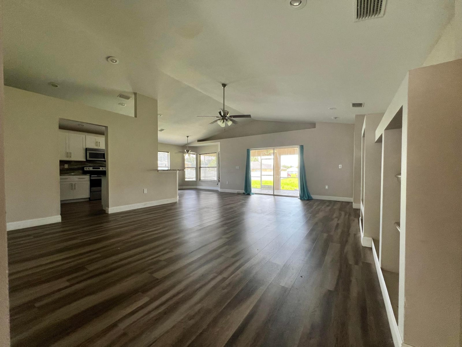 111 Shaddock Drive, Auburndale, FL 33823 photo 11