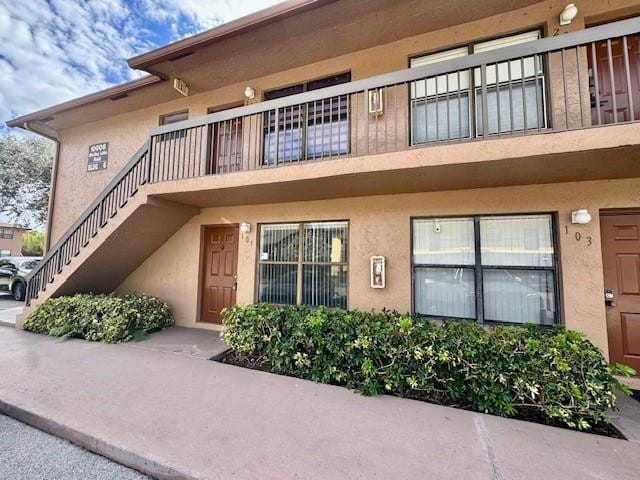 10006 WINDING LAKE Road 101 — photo 1