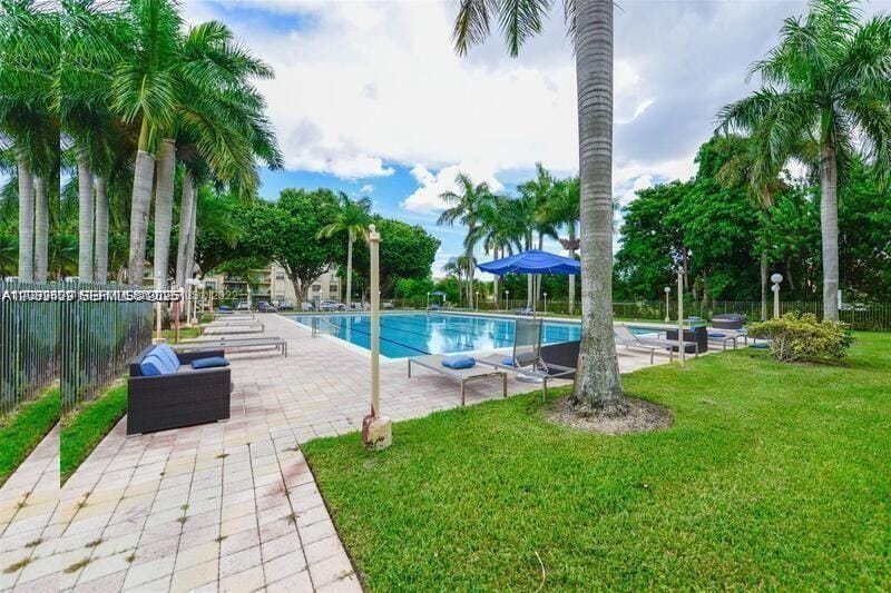 9350 Fontainebleau Boulevard 209 — photo 1