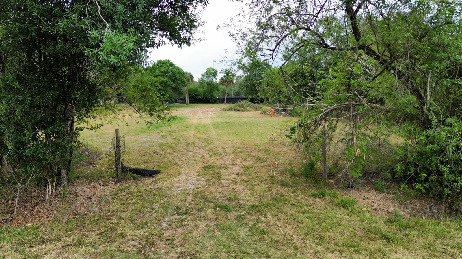 320 S JINETE Street, Clewiston, FL 33440 photo 19