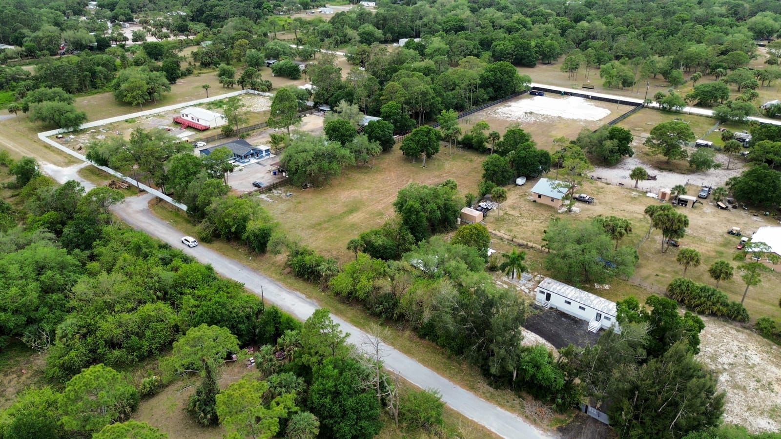 320 S JINETE Street, Clewiston, FL 33440 photo 30