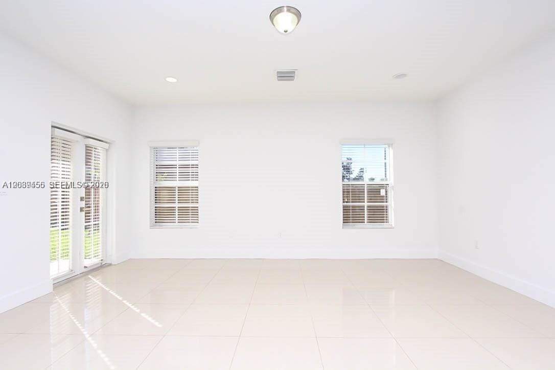 15505 SW 12th Terrace 0 — photo 7