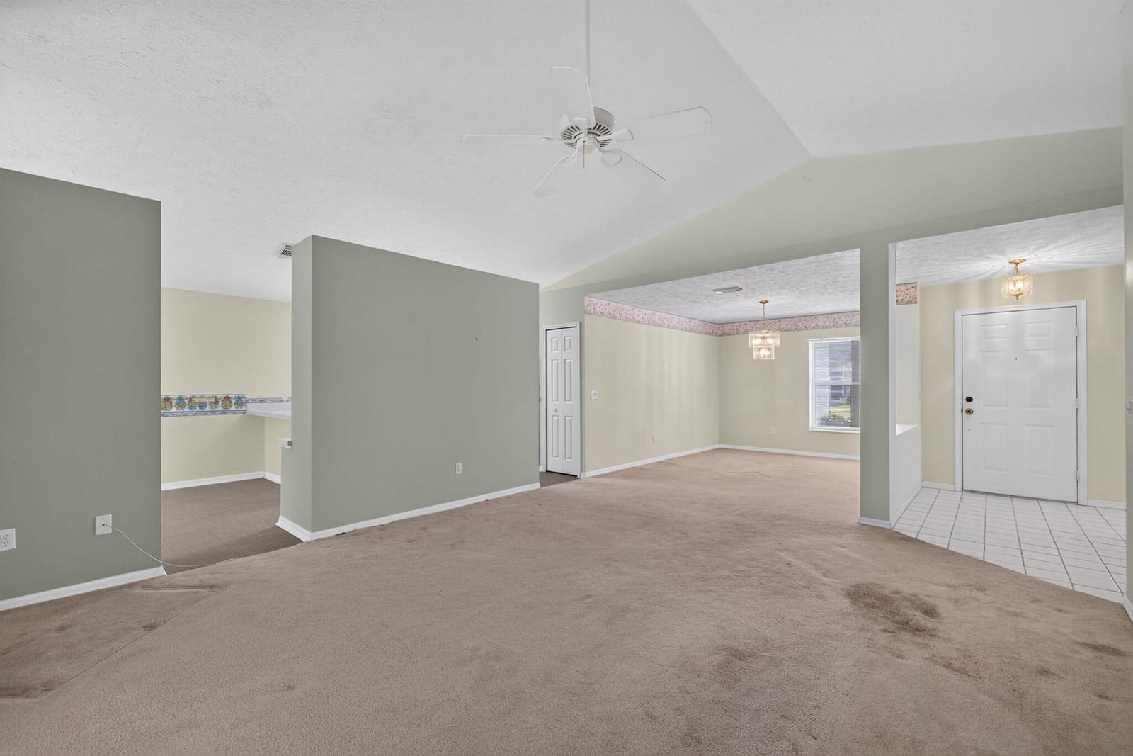 14124 Aguila Avenue — photo 9