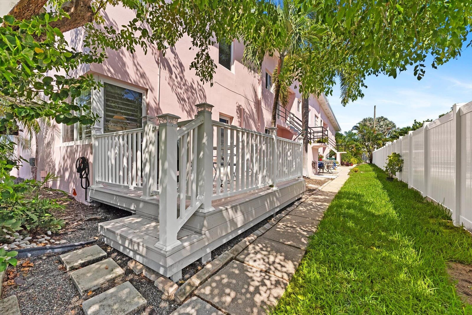 990 CASUARINA Road 4, Delray Beach, FL 33483 photo 29