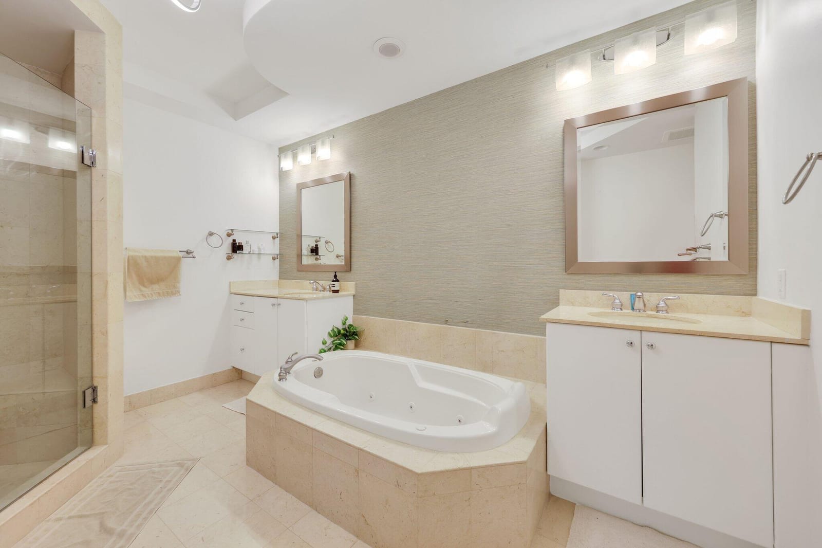 801 S OLIVE Avenue 1621, West Palm Beach, FL 33401 photo 18