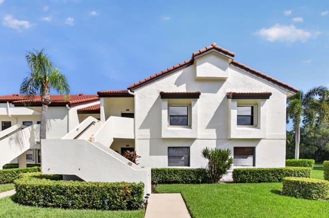 5939 Parkwalk Drive, Boynton Beach, FL 33472
