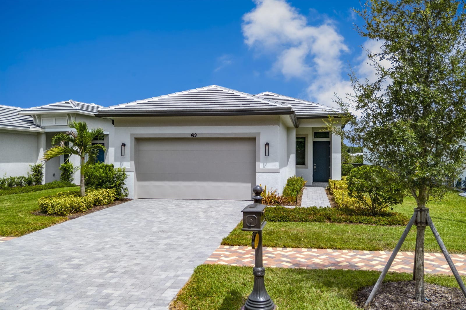 419 SE Via Sangro, Port St. Lucie, FL 34952