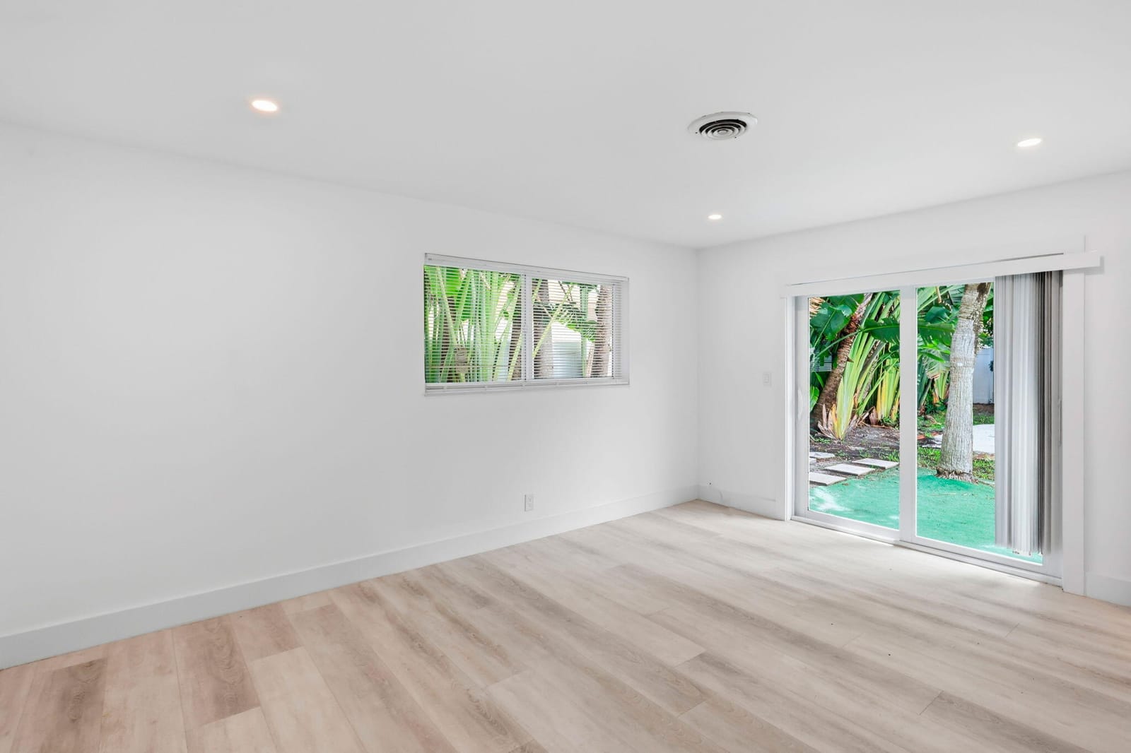 998 W CAMINO REAL, Boca Raton, FL 33486 photo 16