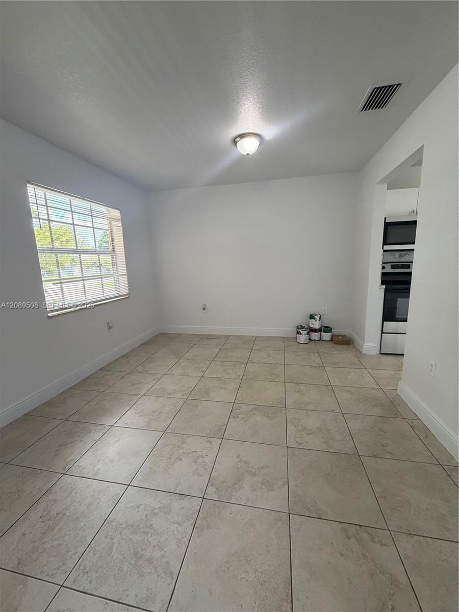 16400 NW 41st Avenue . — photo 7