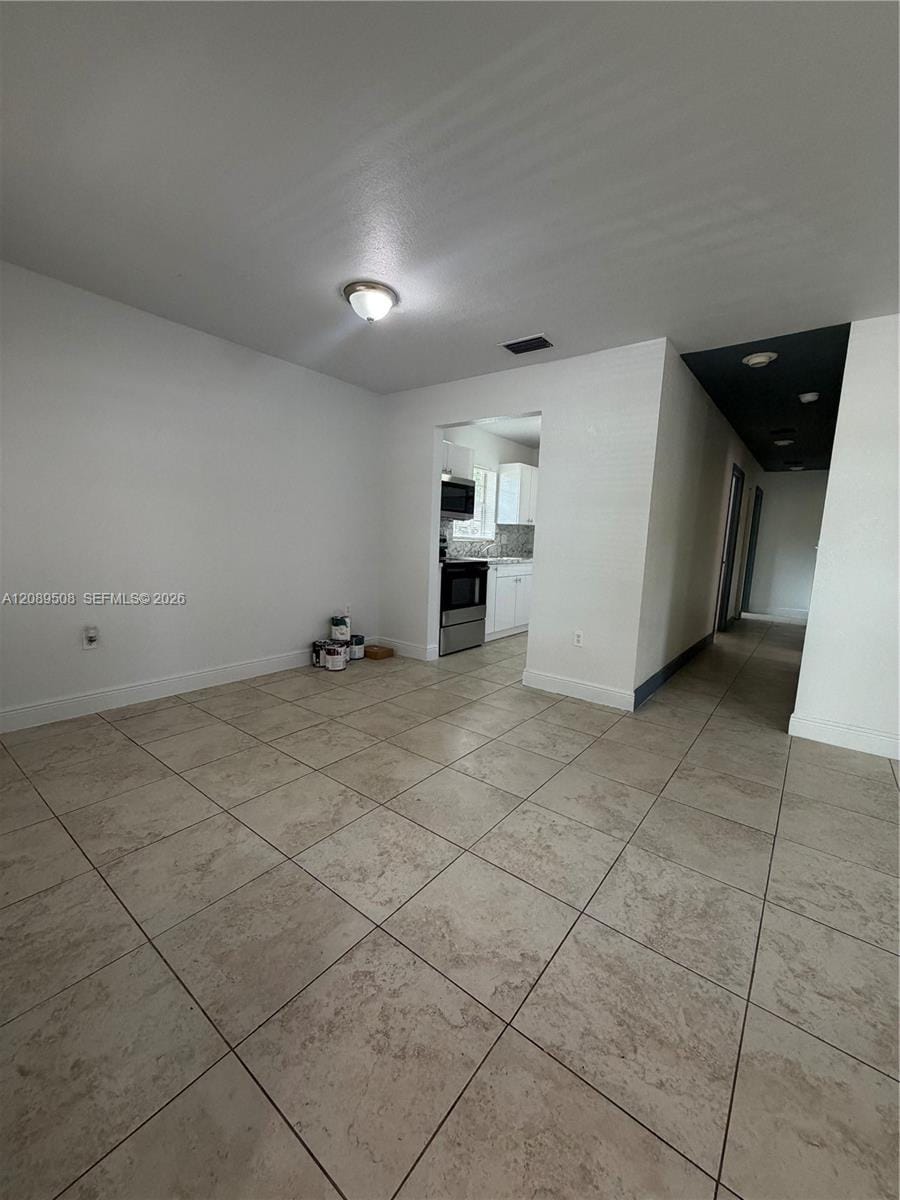 16400 NW 41st Avenue . — photo 9