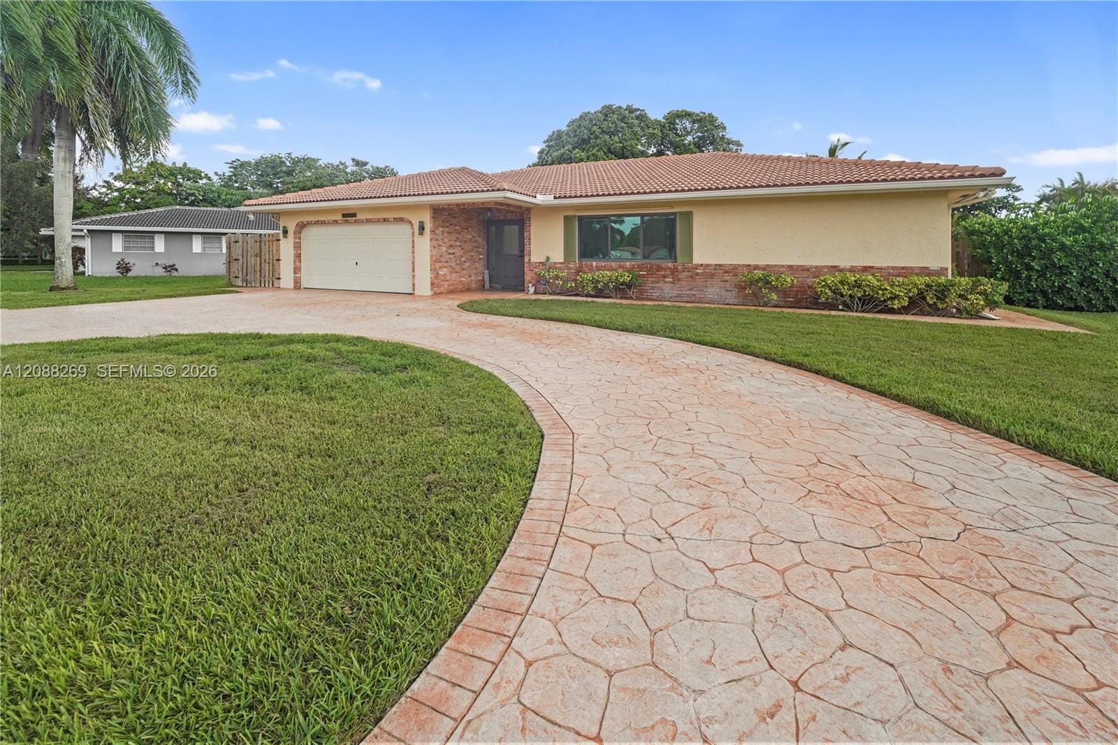 10650 NW 42nd Drive — photo 4