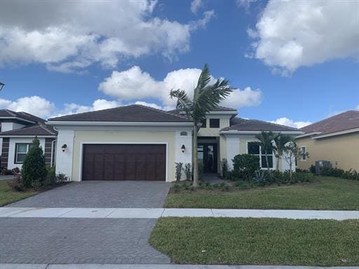 8698 SW Flutto Way, Port St. Lucie, FL 34987