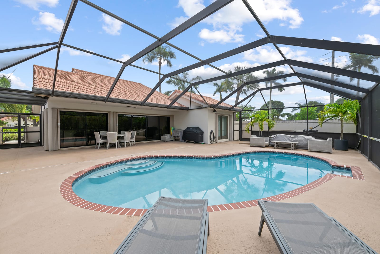 2505 Iroquois Circle, West Palm Beach, FL 33409 photo 4
