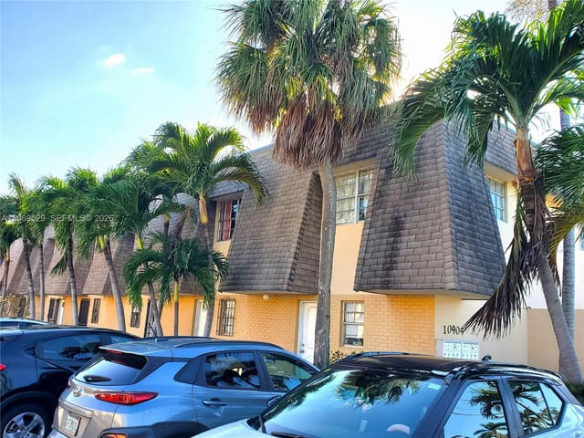 10904 SW 2nd Street 1R, Sweetwater, FL 33174