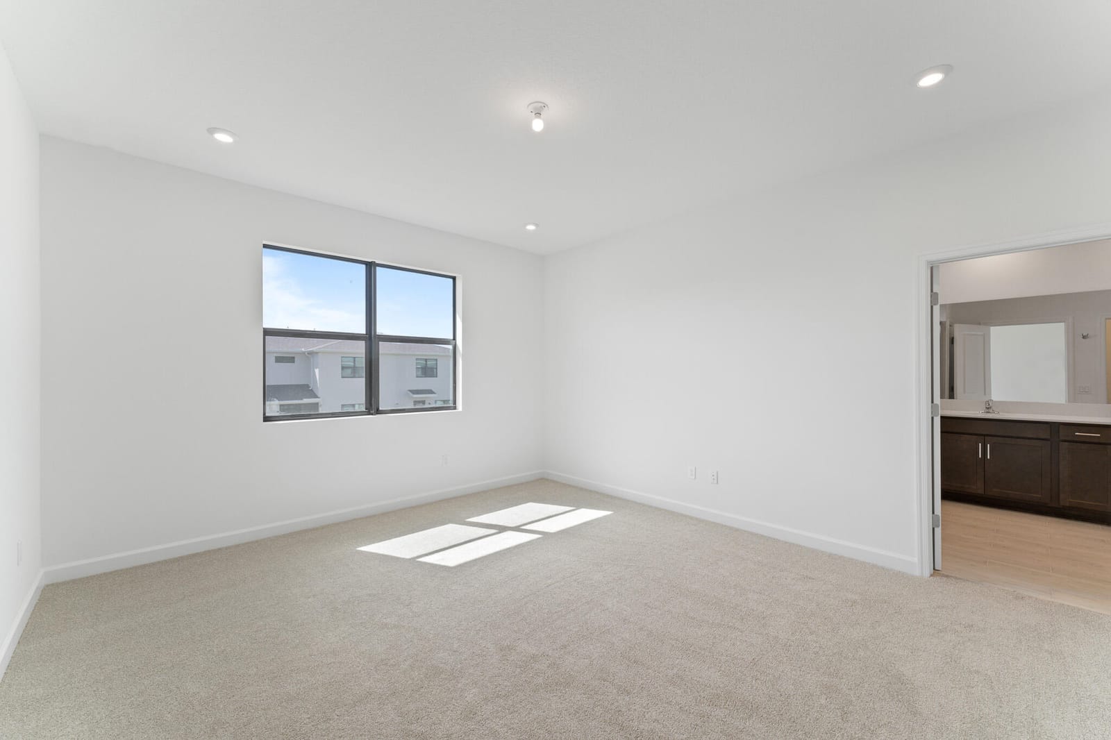 9894 SW TORQUAY Drive — photo 6