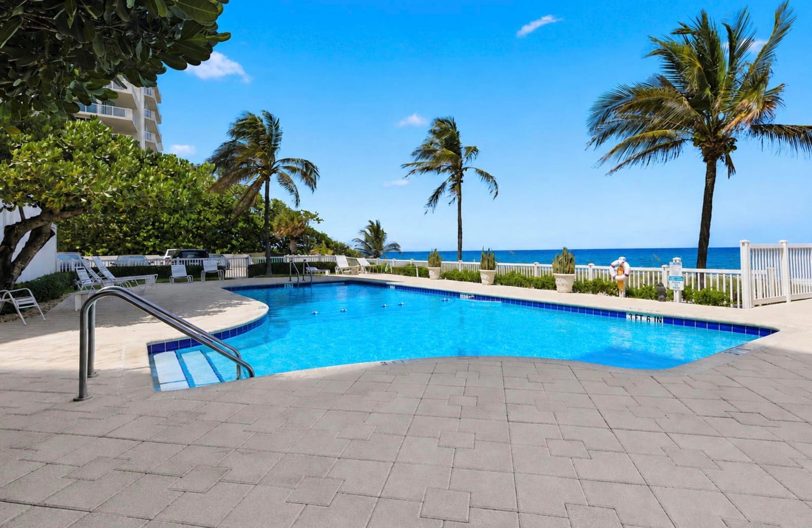 1057 Hillsboro Mile 214, Hillsboro Beach, FL 33062 photo 16