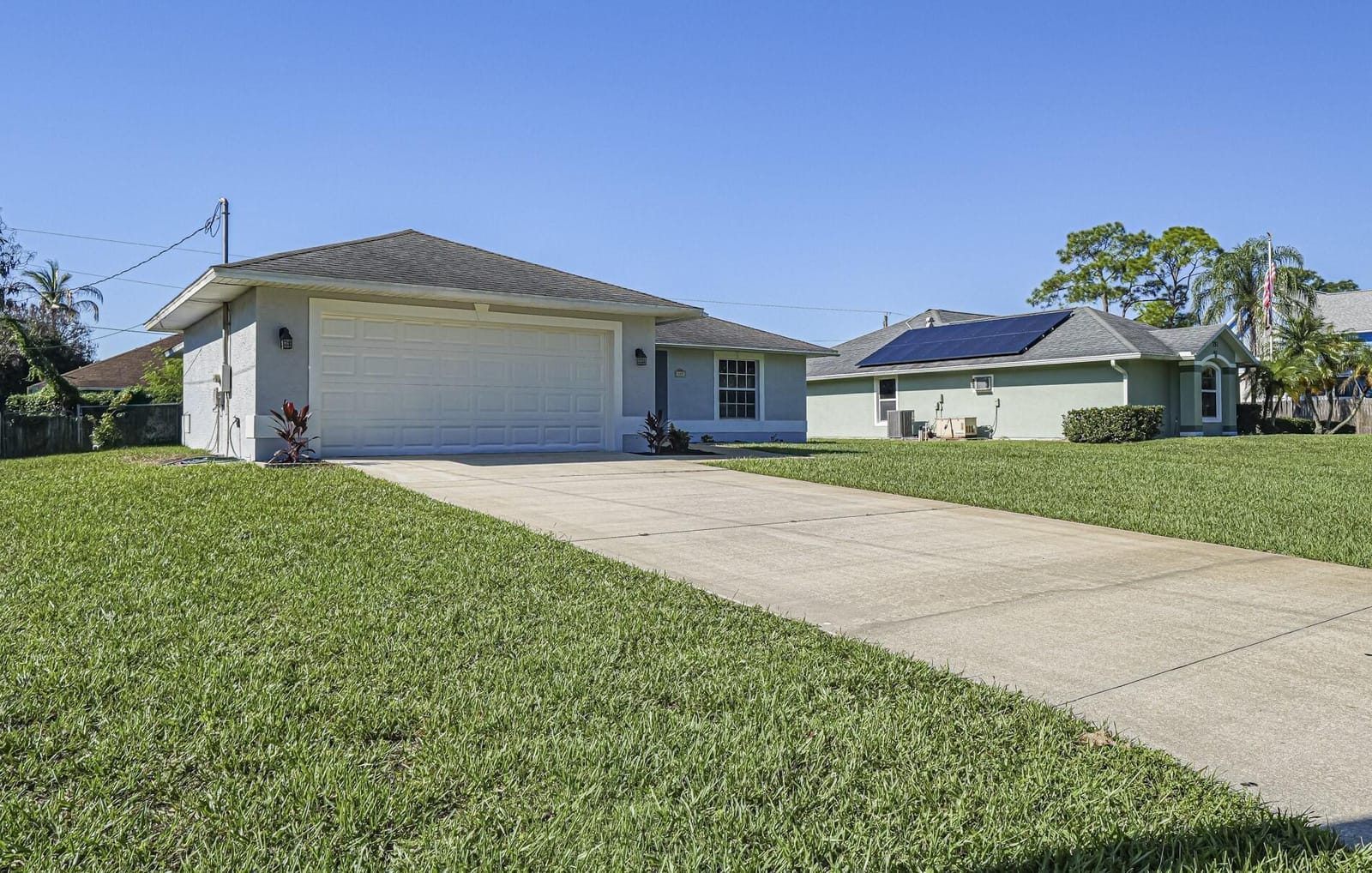745 18TH Street SW, Vero Beach, FL 32962 photo 2