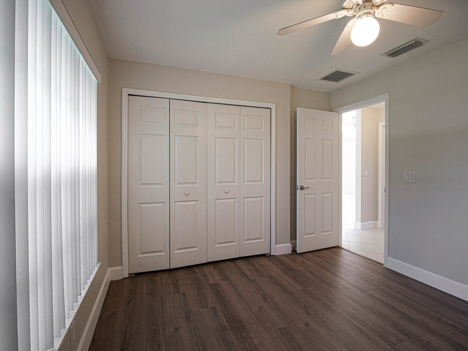 745 18TH Street SW, Vero Beach, FL 32962 photo 23