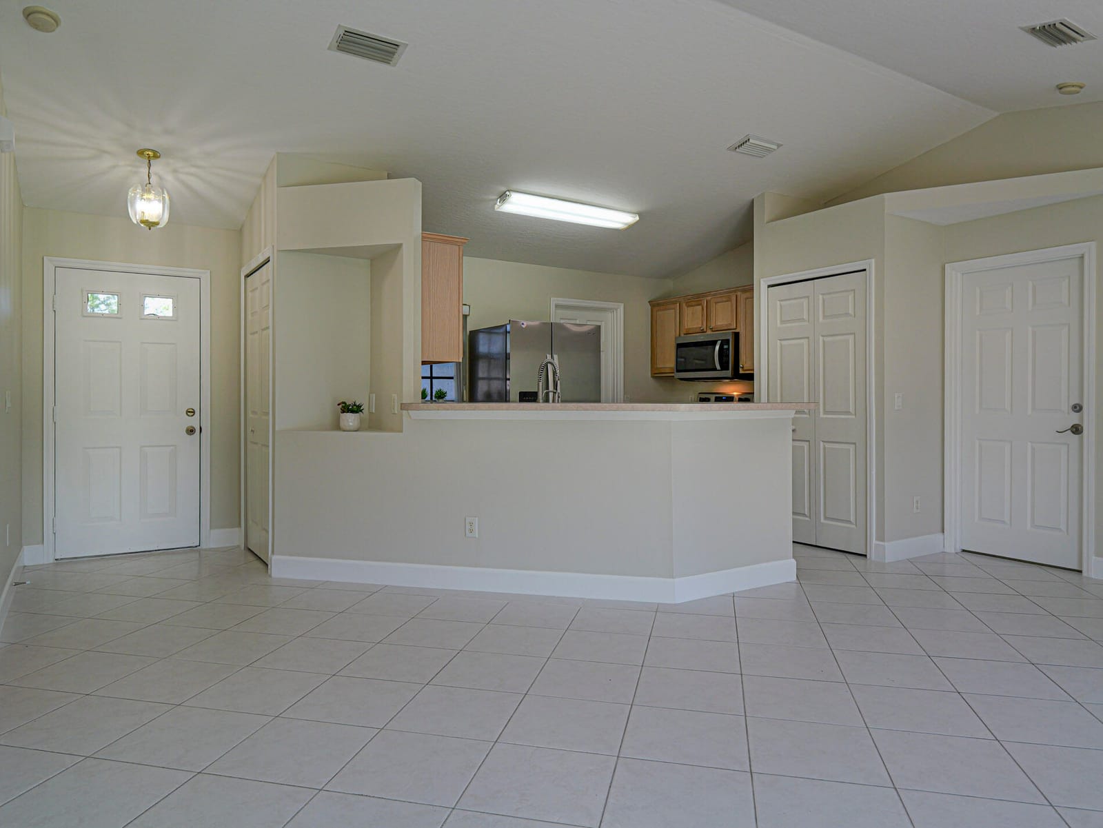 745 18TH Street SW, Vero Beach, FL 32962 photo 8