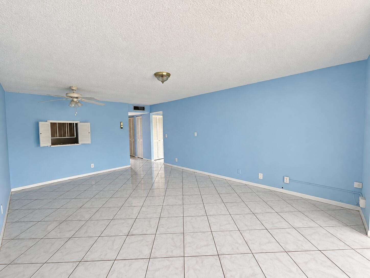 729 LORI Drive 202 — photo 3