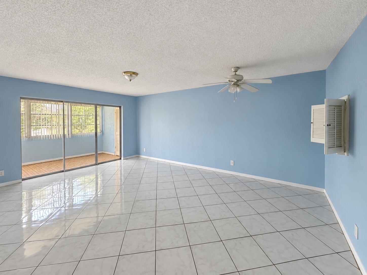729 LORI Drive 202 — photo 4