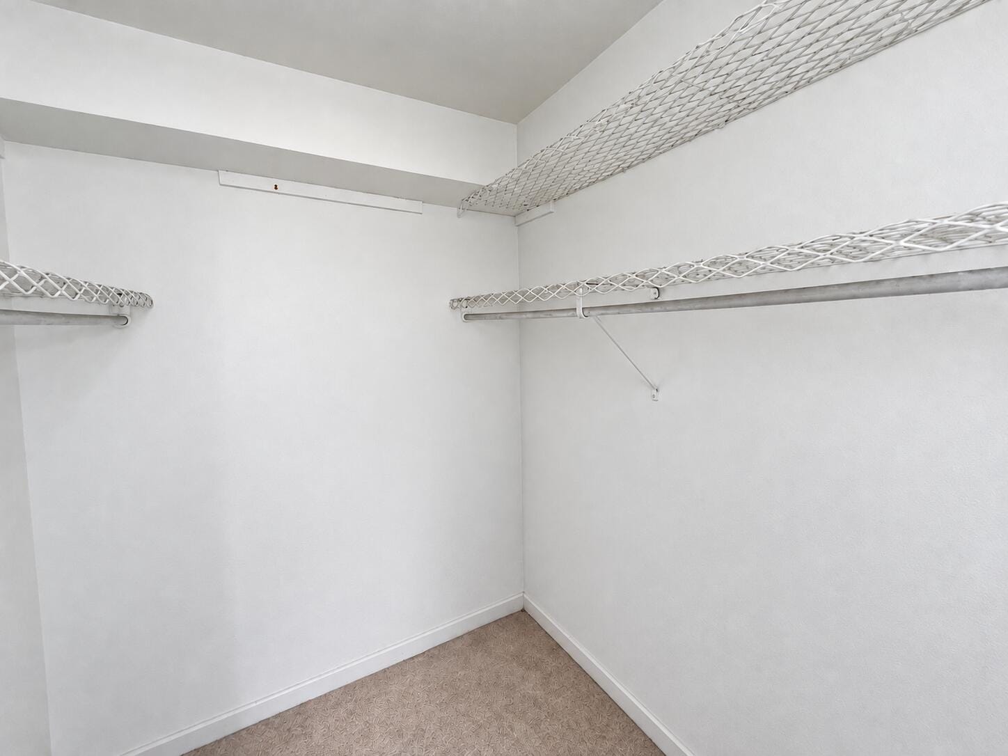 729 LORI Drive 202 — photo 8