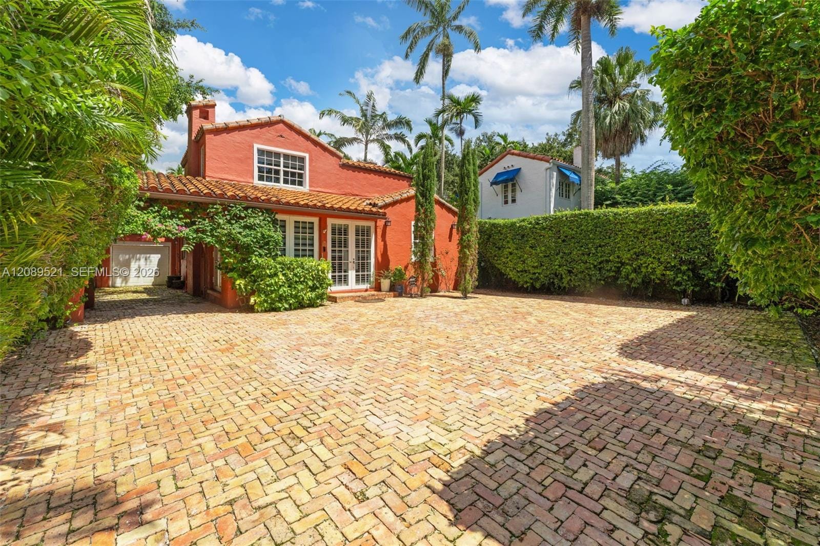 629 Altara Avenue, Coral Gables, FL 33146 photo 2