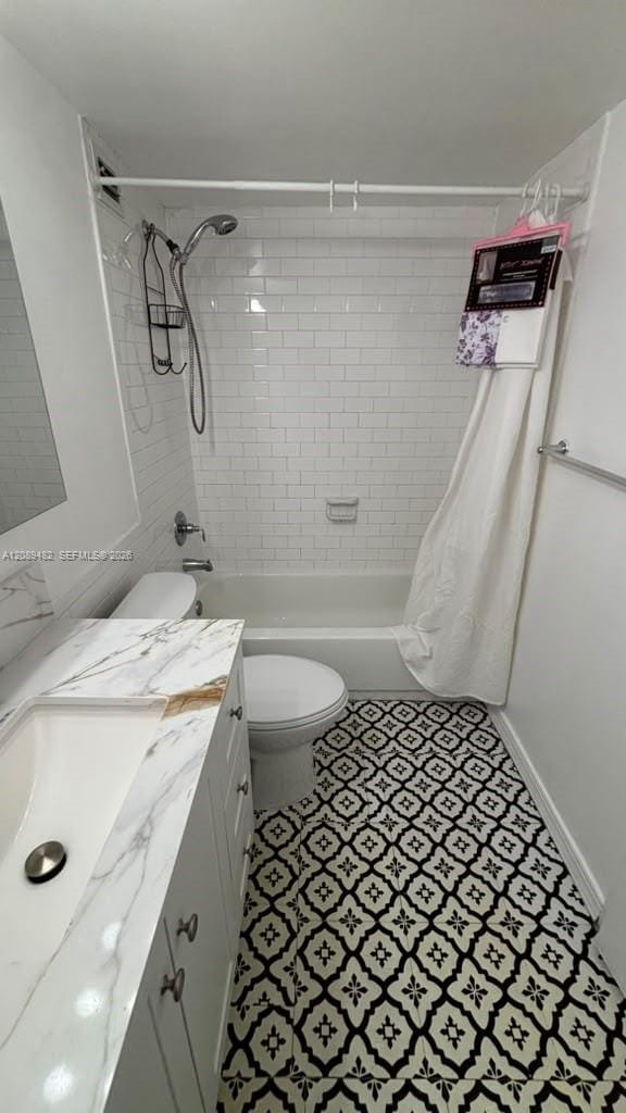 801 Three Islands Boulevard 301, Hallandale Beach, FL 33009 photo 25