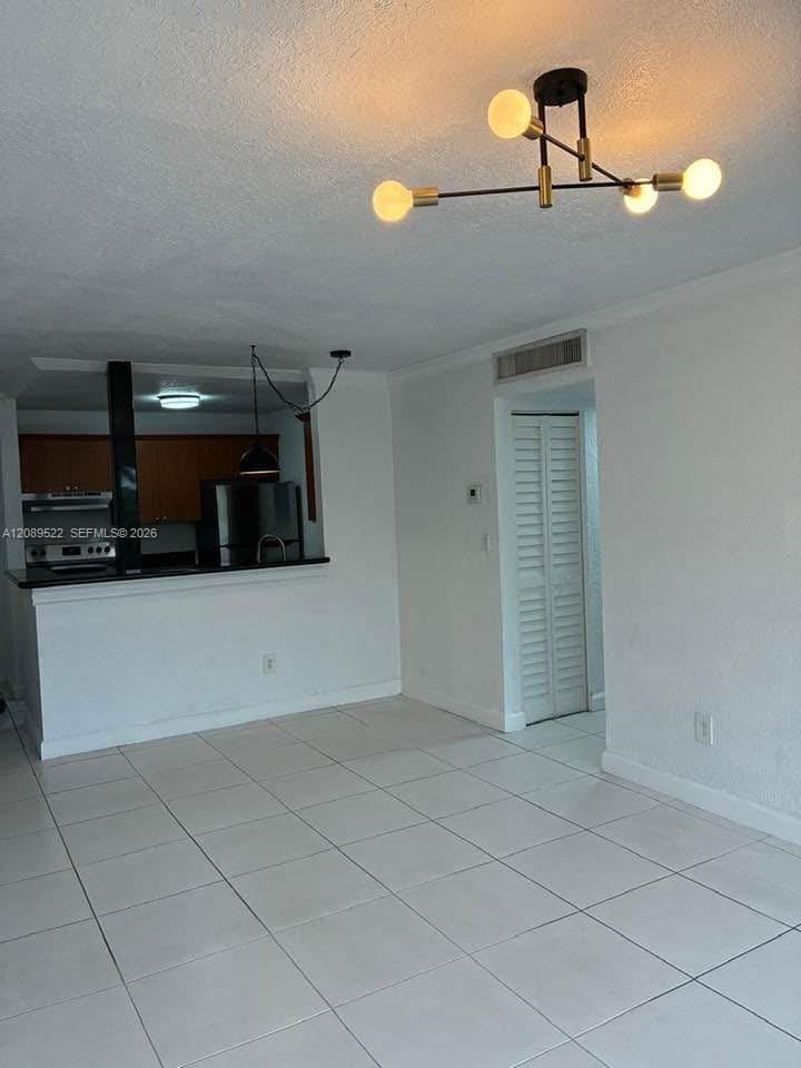 2160 SW 16th Avenue 421 — photo 7