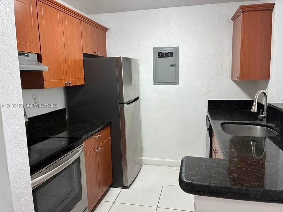 2160 SW 16th Avenue 421 — photo 9
