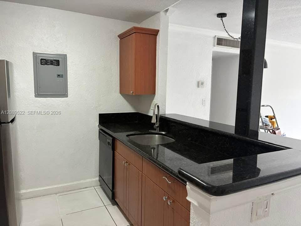 2160 SW 16th Avenue 421 — photo 10