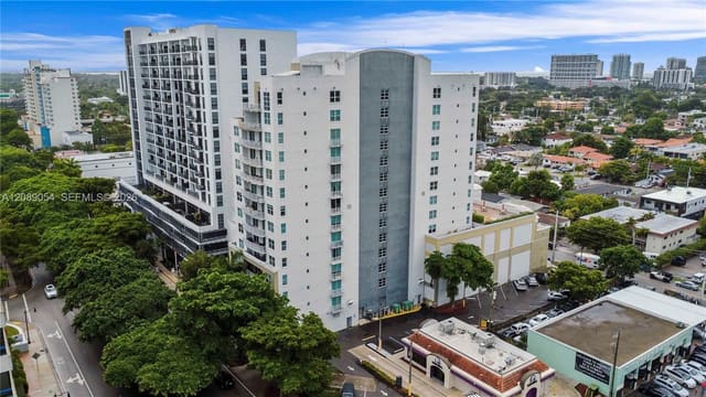 3180 SW 22nd Terrace 604, Miami, FL 33145