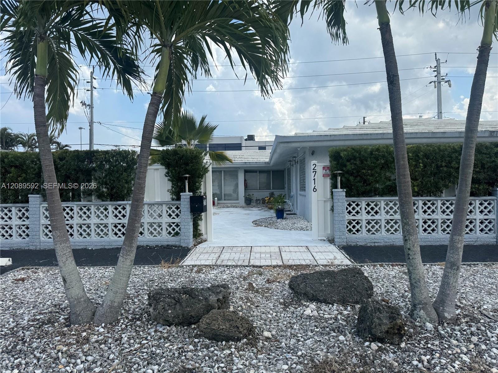 2716 NE 32nd Street 5, Fort Lauderdale, FL 33306 photo 2