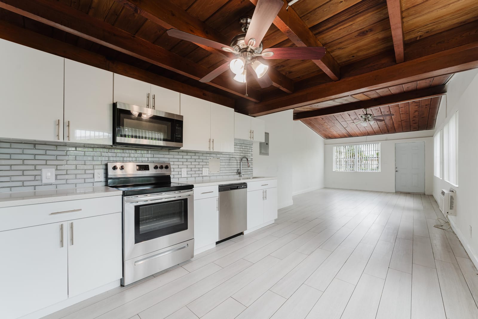 489 JEFFERY Street, Boca Raton, FL 33487 photo 6