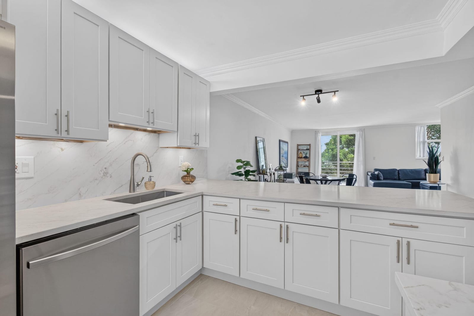 6161 NW 2ND Avenue 4140 — photo 11