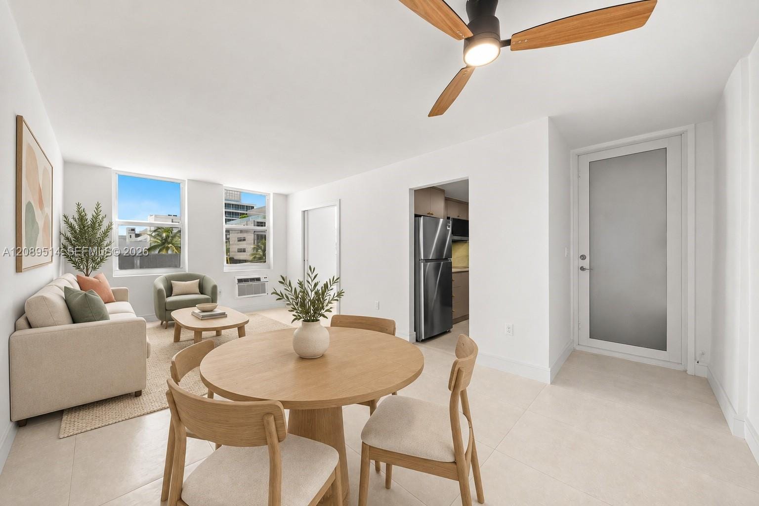 335 Collins Avenue 407 — photo 3