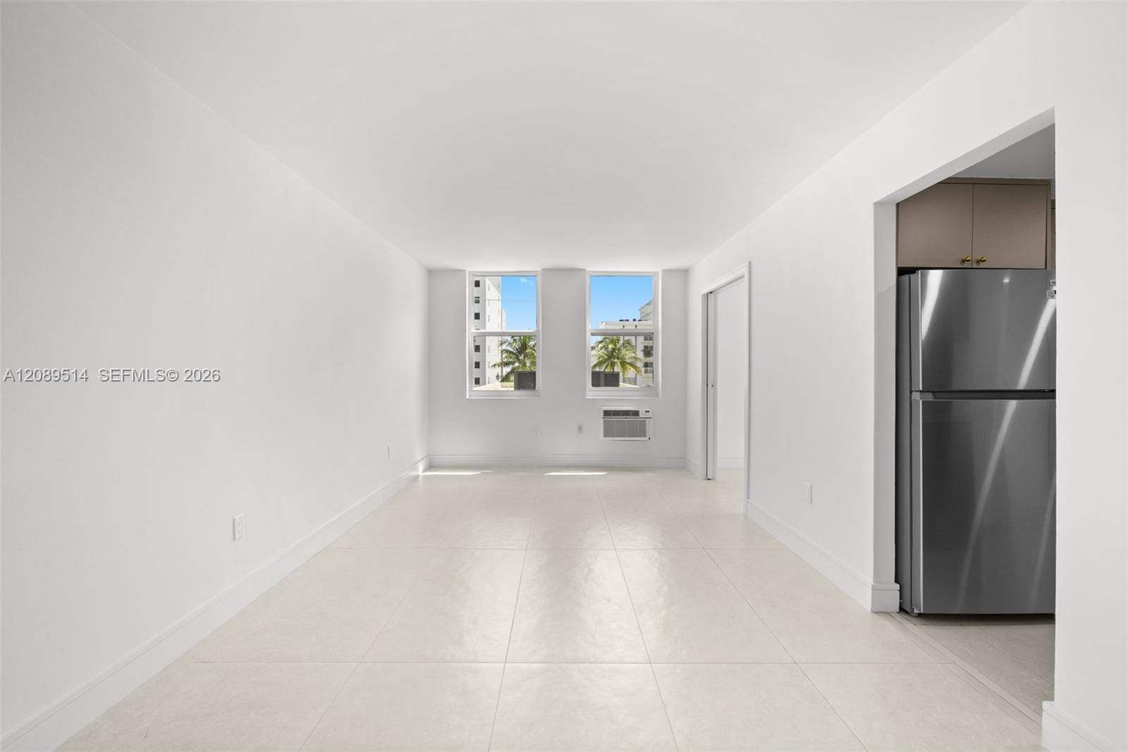 335 Collins Avenue 407 — photo 6
