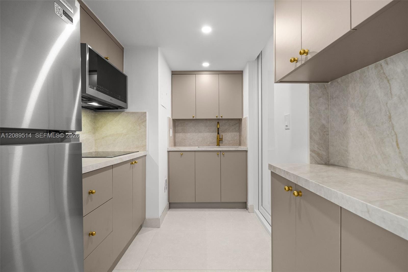 335 Collins Avenue 407 — photo 7