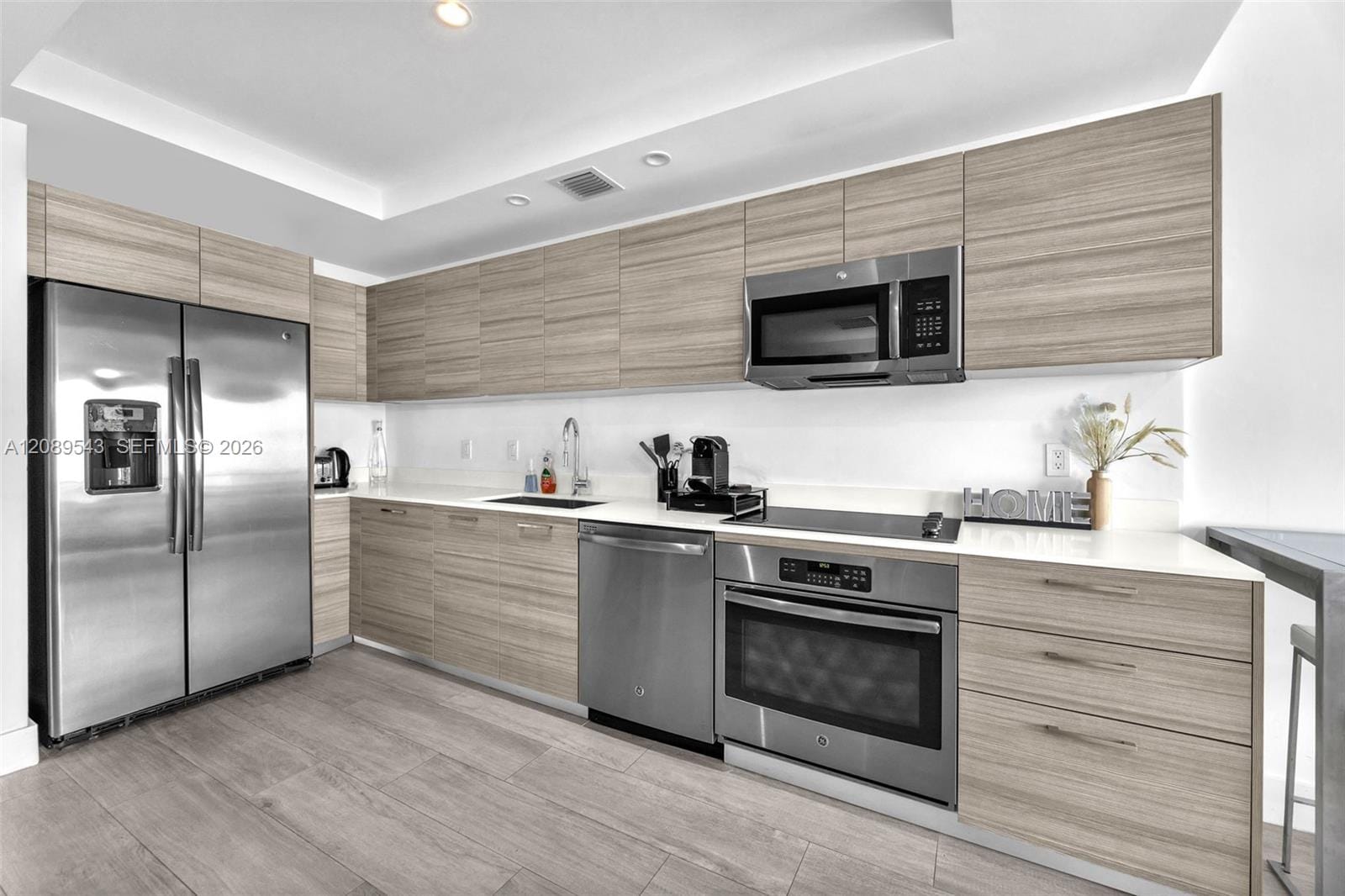 121 NE 34th Street 905, Miami, FL 33137 photo 15
